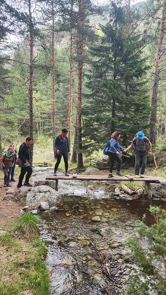 ריטריט מעבר מסוכה